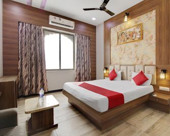 Hotel O Royal Guest House - Ludhiana - Slaapkamer