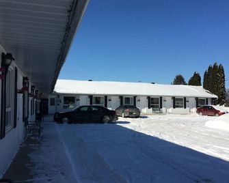 Travellers Inn - Pembroke - Gebäude