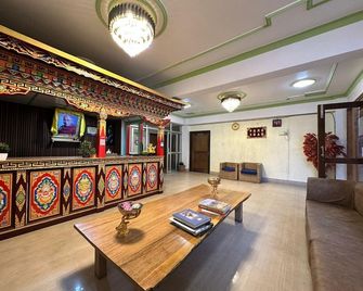 Hotel Tashi Gatsel - Tawang - Recepción