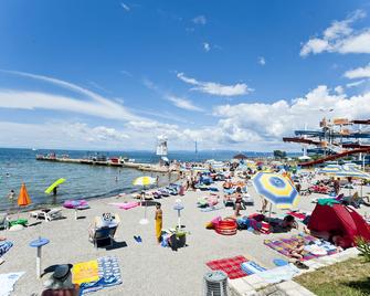 Vila Magenta - Izola - Strand