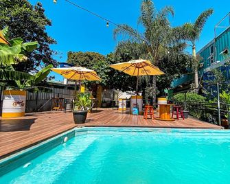 Tetris Container Hostel - Foz de Iguazu - Piscina