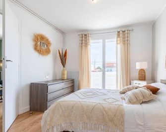 Apartment Coutant-2 by Interhome - Royan - Bedroom