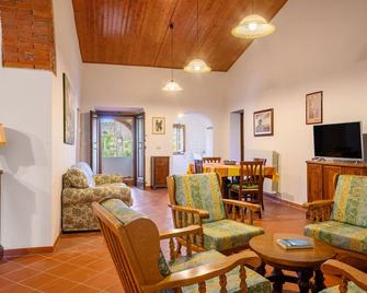 Villa Scerfia by Mmega - Badia Agnano - Sala de estar
