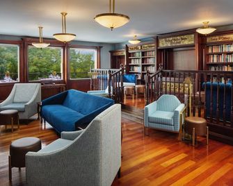 Irish Cottage Inn & Suites - Galena - Oleskelutila