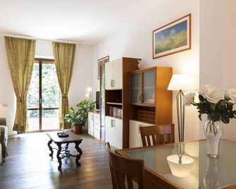 De Angeli - 2 Bedroom Apartment - מילאנו - חדר אוכל