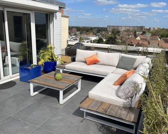 Duplex en Roof top Avec vue sur Toute la Métropole Lilloise, 1h de Paris - Ronchin - Balcony