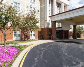 MainStay Suites Dover - Dover - Building
