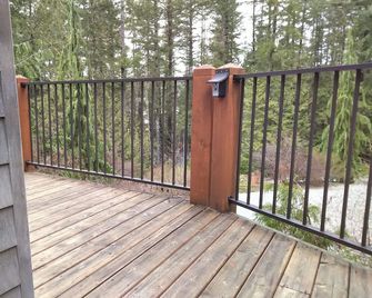 Waterview Architectural Gem - Romantic Seclusion! - Madeira Park - Balkon