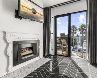 Masterpiece Hotel - Morro Bay - Balcón