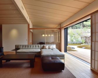 Aoi Suites at Nanzenji Modern & Traditional Japanese Style - Kyoto - Soveværelse