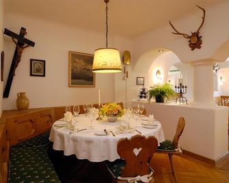 Hotel Gasthof Moosleitner - Freilassing - Dining room
