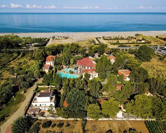 Fruit Village Holiday Beach - Diamante - Widok na zewnątrz