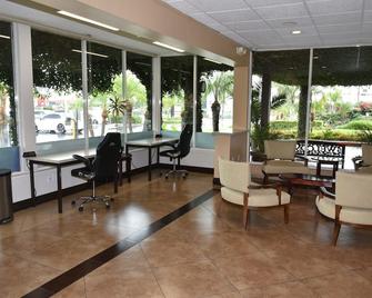 Ontario Airport Inn - Ontario - Lobby