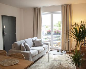 Przytulny Apartament Mickiewicza 14-5 - Wieleń - Living room
