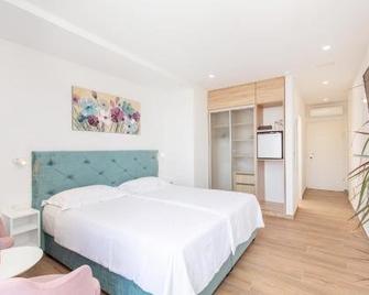 Boutique Flamingo B&B - Mlini - Slaapkamer