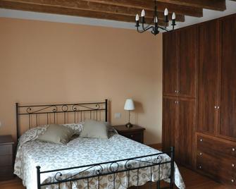 Manfredi B&B - Negrar - Schlafzimmer