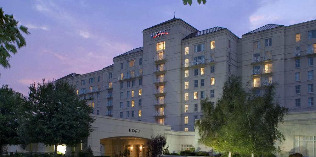 https www kayak com hauppauge hotels hyatt regency long island 81451 ksp