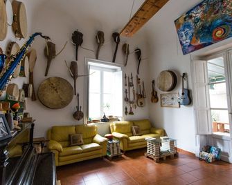 A Casa di Amici - Palermo - Sala de estar