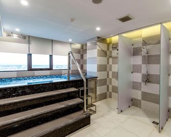 Kovie Hotel - Hải Phòng - Salle de bain