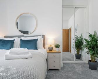 StarHost Residences - Spacious 2-bed Apartment in Central Newbury - Newbury - Bedroom