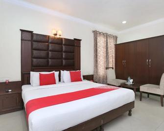 Oyo 12989 White Diamond Hotel - Jalandhar