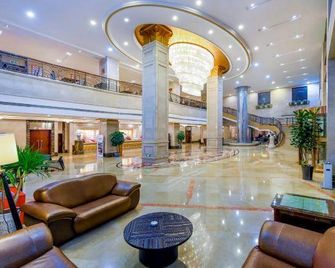 Venie Hotel - Leshan - Lobby