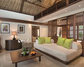 جيمباران بوري، إيه بلموند هوتل، بالي - South Kuta - غرفة معيشة