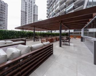Charlie Panorama Butantã - Sao Paulo - Patio