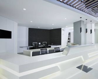 Berry Biz Hotel Powered by Archipelago - Denpasar - İş merkezi