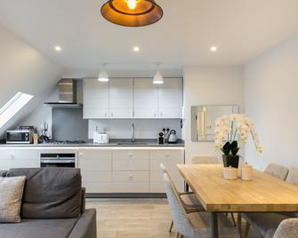 Urban Chic - Rathbone - London - Küche