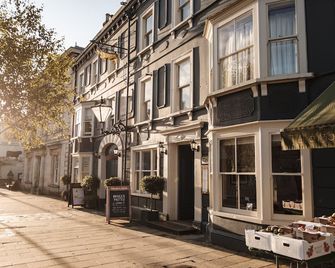 The Bull Hotel - Bridport - Gebouw