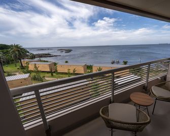 La vista Yokosuka Kannonzaki Terrace - Йокосука - Балкон