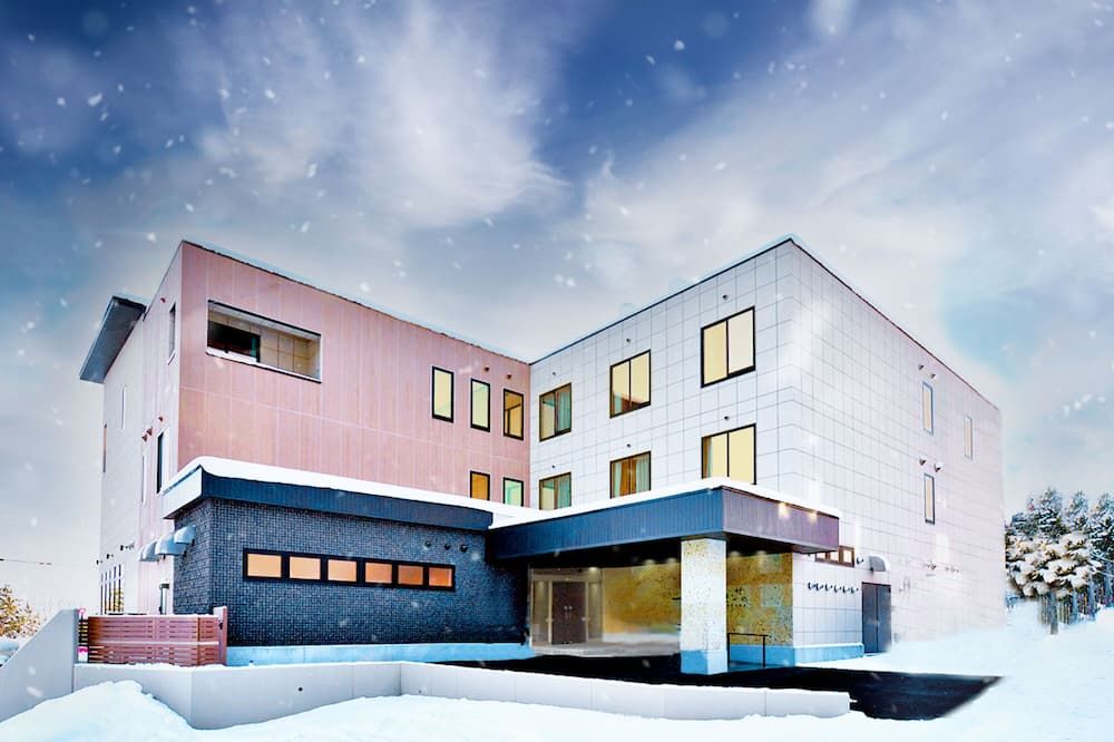 واينري هوتل آند كوندومينيوم هيتوهانا