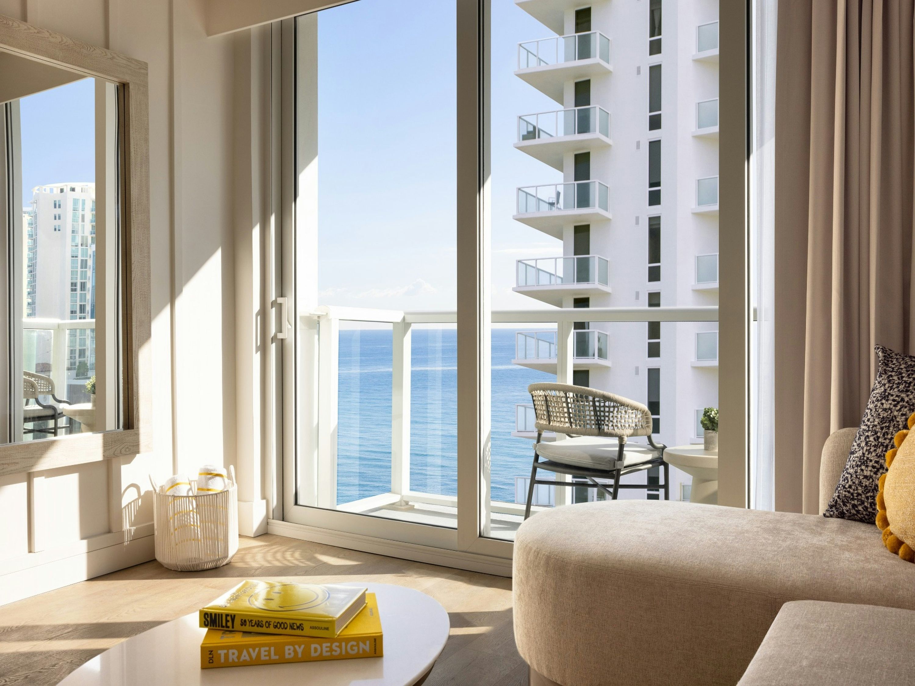 The Sunny Miami Sunny Isles Beach, Curio Collection by Hilton - Sunny Isles Beach - Chambre