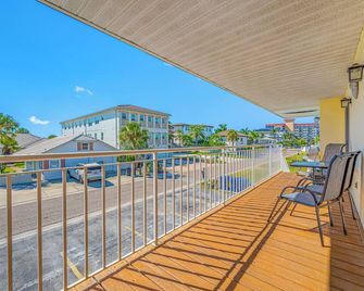 Carousel Suites -Redington Shores - Redington Shores - Balcón