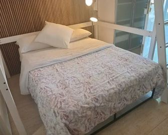 Mini House 25m2 - Barcelona - Bedroom