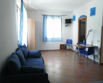 Sogni nel Blu - Ustica - Sala de estar