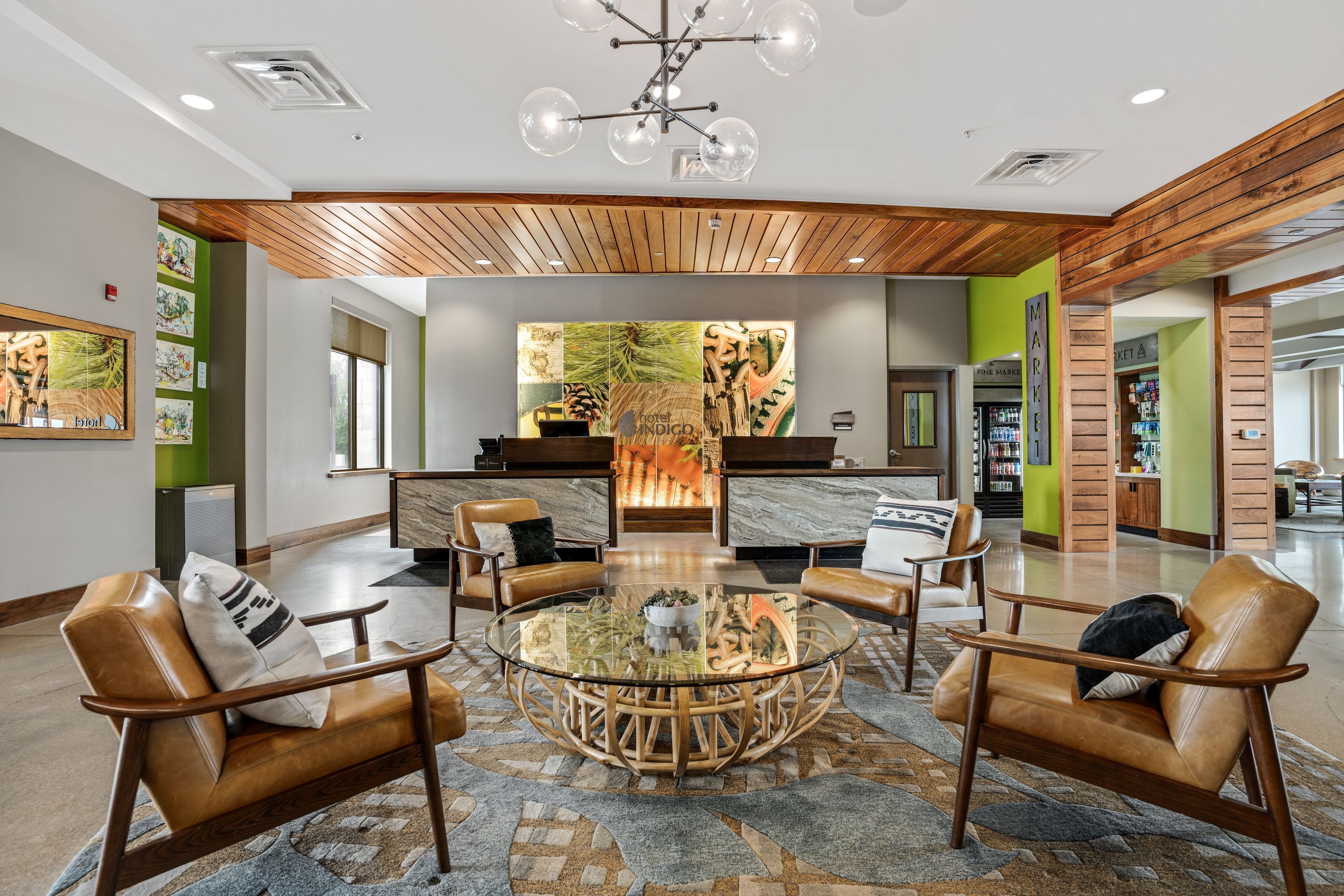 Hotel Indigo Traverse City By IHG - טראברס סיטי - לובי