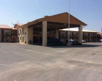 Days Inn by Wyndham Abilene - Abilene - Edificio