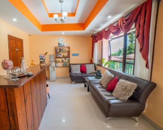 Mountain Faro Hotel - Monteverde - Recepce
