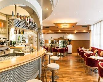 Relax- & Wanderhotel Poppengut - Hinterstoder - Bar