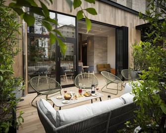 Nest Hotel Hiroshima Ekimae - Hirošima - Terasa