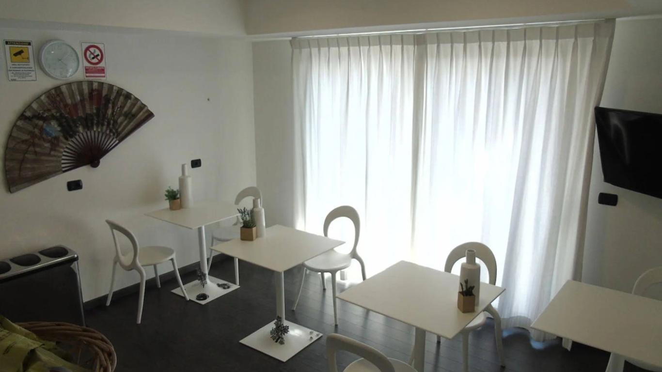 Areté Luxury Room