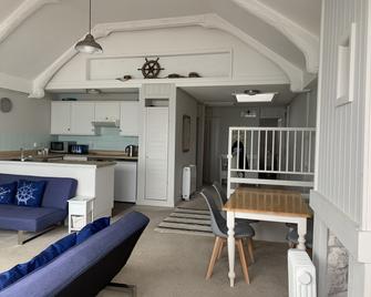 Halfway House Inn - Torpoint - Kitchen