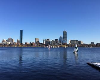 Holiday Inn Express & Suites Boston - Cambridge, An IHG Hotel - Cambridge - Installations