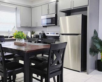 Apartment 3 bedrooms 40 minutes from South Padre - Weslaco - Kuchyň