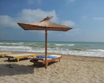 Saint George Hotel 2 - Kavarna - Playa