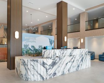 Hampton Inn & Suites by Hilton San Diego SeaWorld - San Diego - Front desk