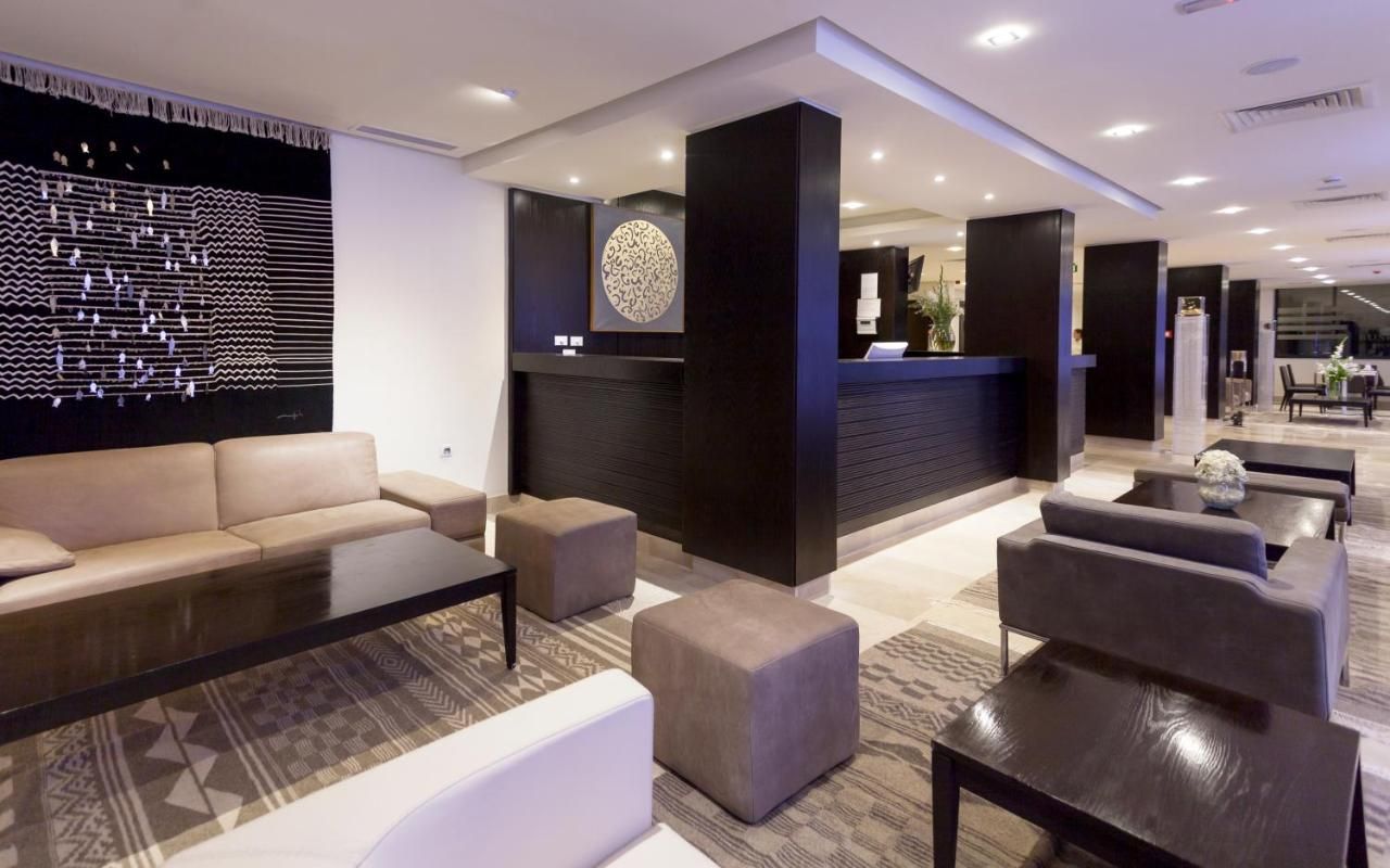 Business Hotel thumbnail 2