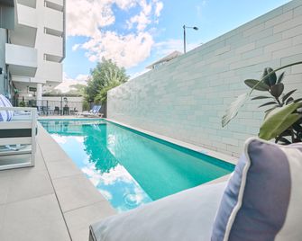 Quest Cannon Hill - Brisbane - Pool